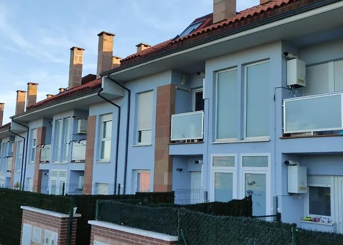 Bajo Con Jardín, Patio, Cenador Y Barbacoa. Apartamento Viveda