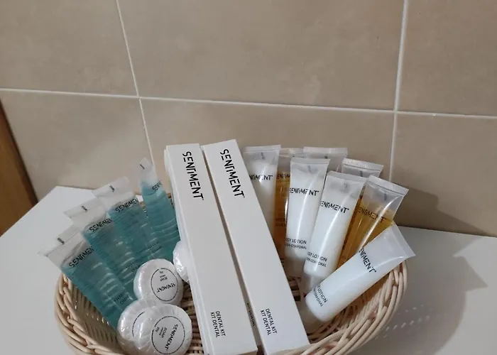 Bajo Con Jardín, Patio, Cenador Y Barbacoa. Viveda