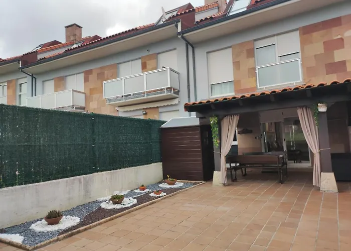 Bajo Con Jardin, Patio, Cenador Y Barbacoa. *