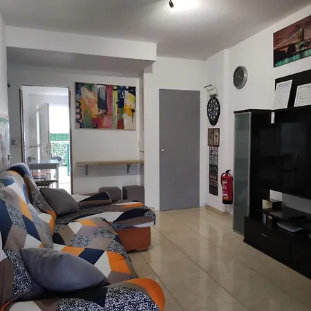 Bajo Con Jardin, Patio, Cenador Y Barbacoa. Viveda